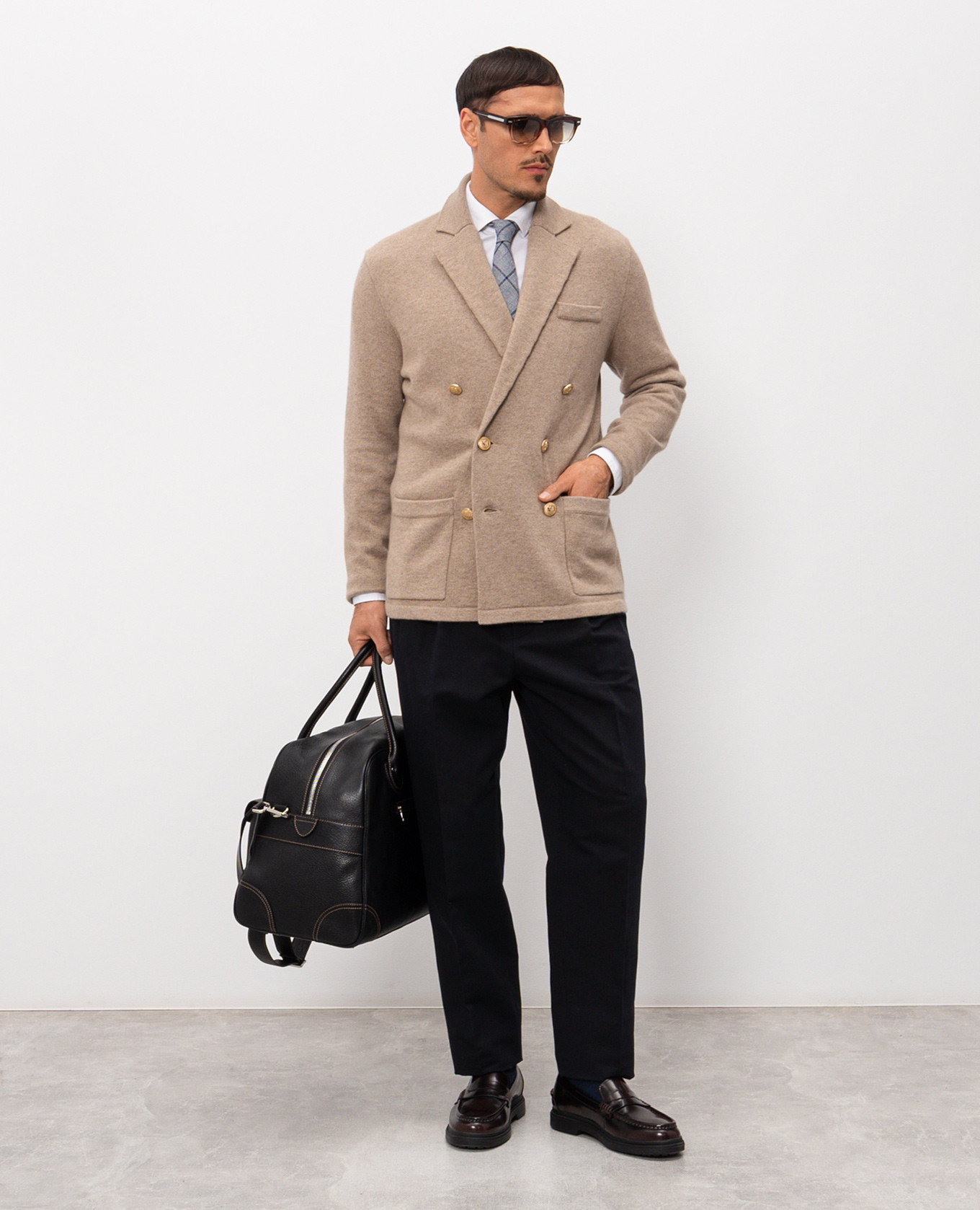 

Beige double-breasted cashmere cardigan in jacket style Brunello Cucinelli