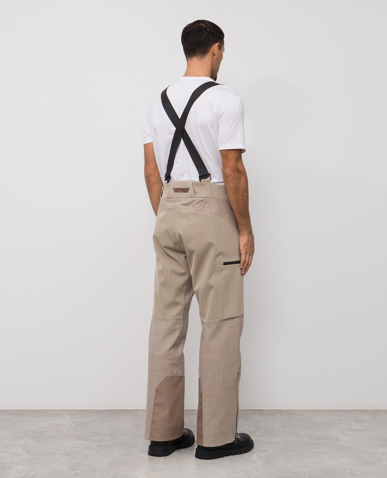 

Beige wool ski pants Sease