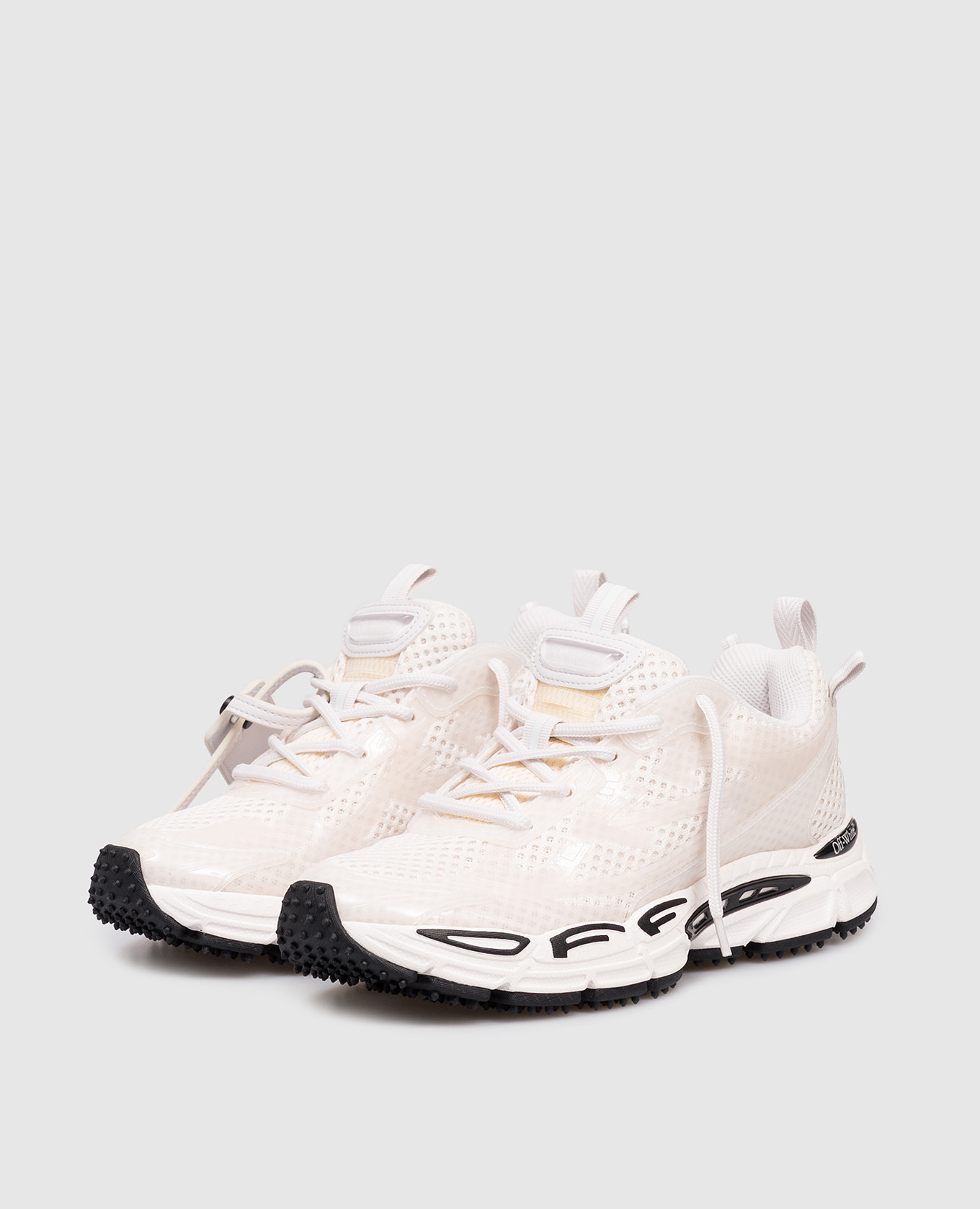 

Be Right Back white sneakers Off-White