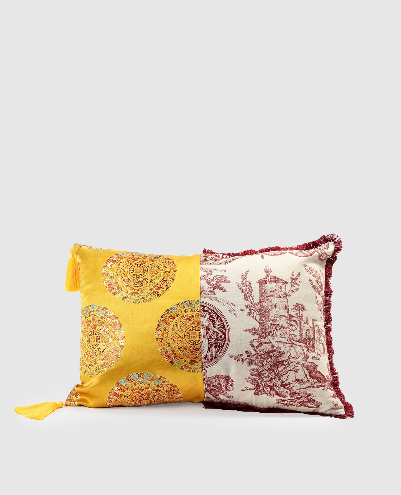 

Ottavia decorative pillow SELETTI, White