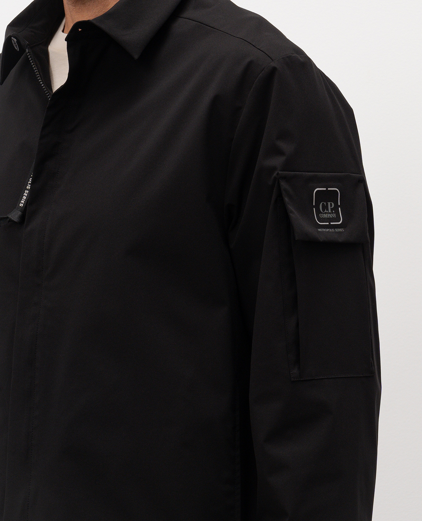 

Black windbreaker with logo C.P. Company Metropolis