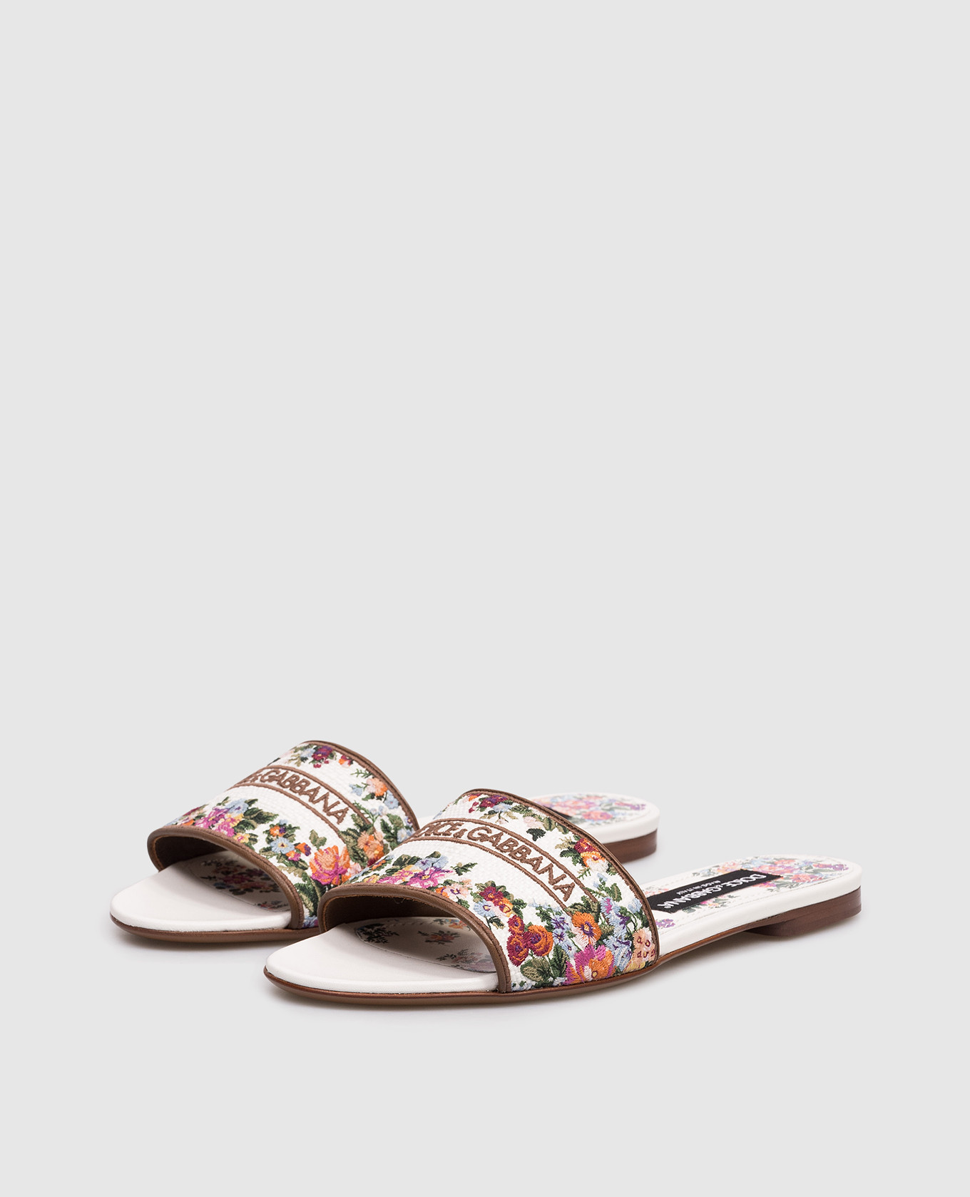 

White flip-flops with floral embroidery Dolce&Gabbana