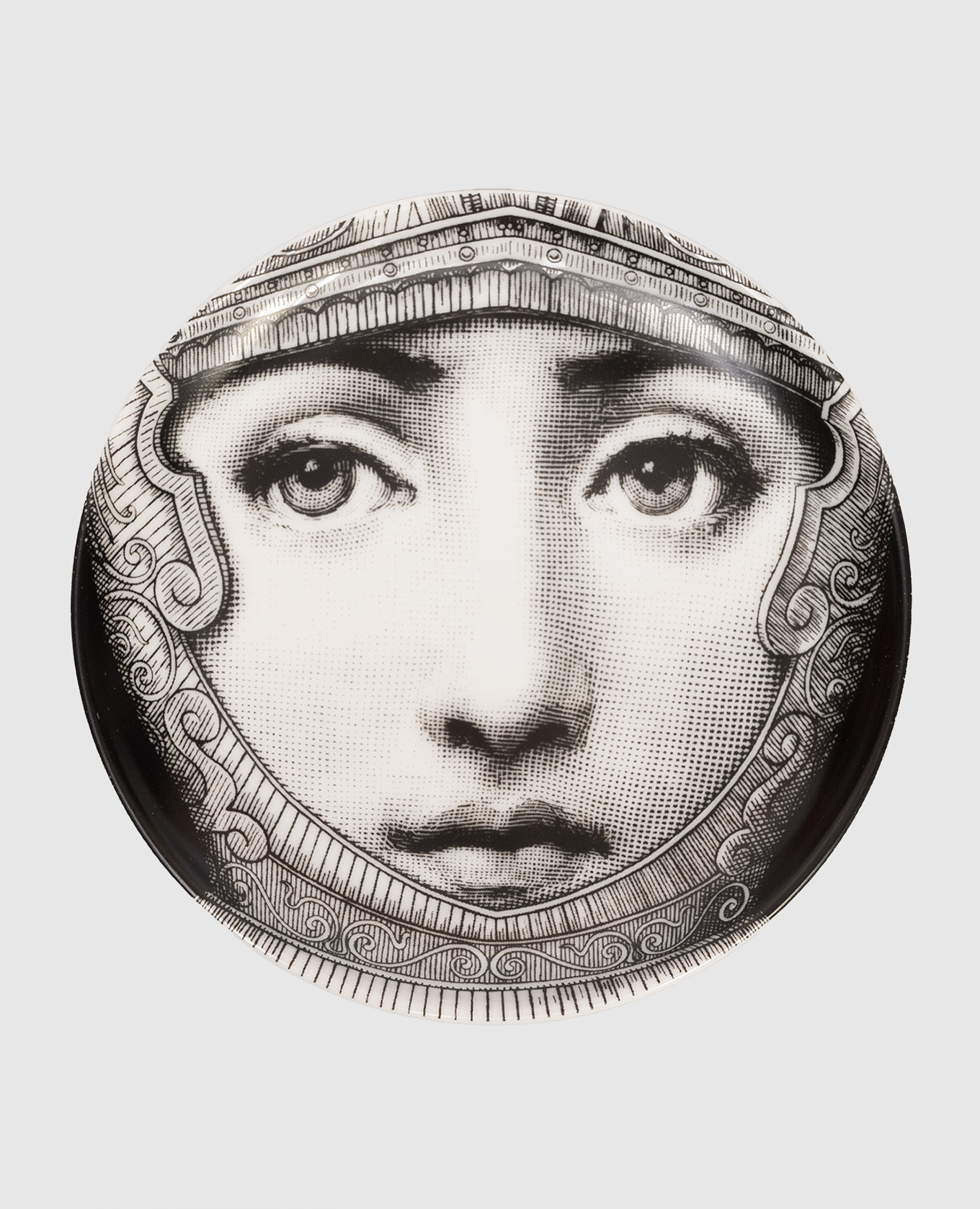 

Black porcelain trifle stand Tema e Variazioni Fornasetti