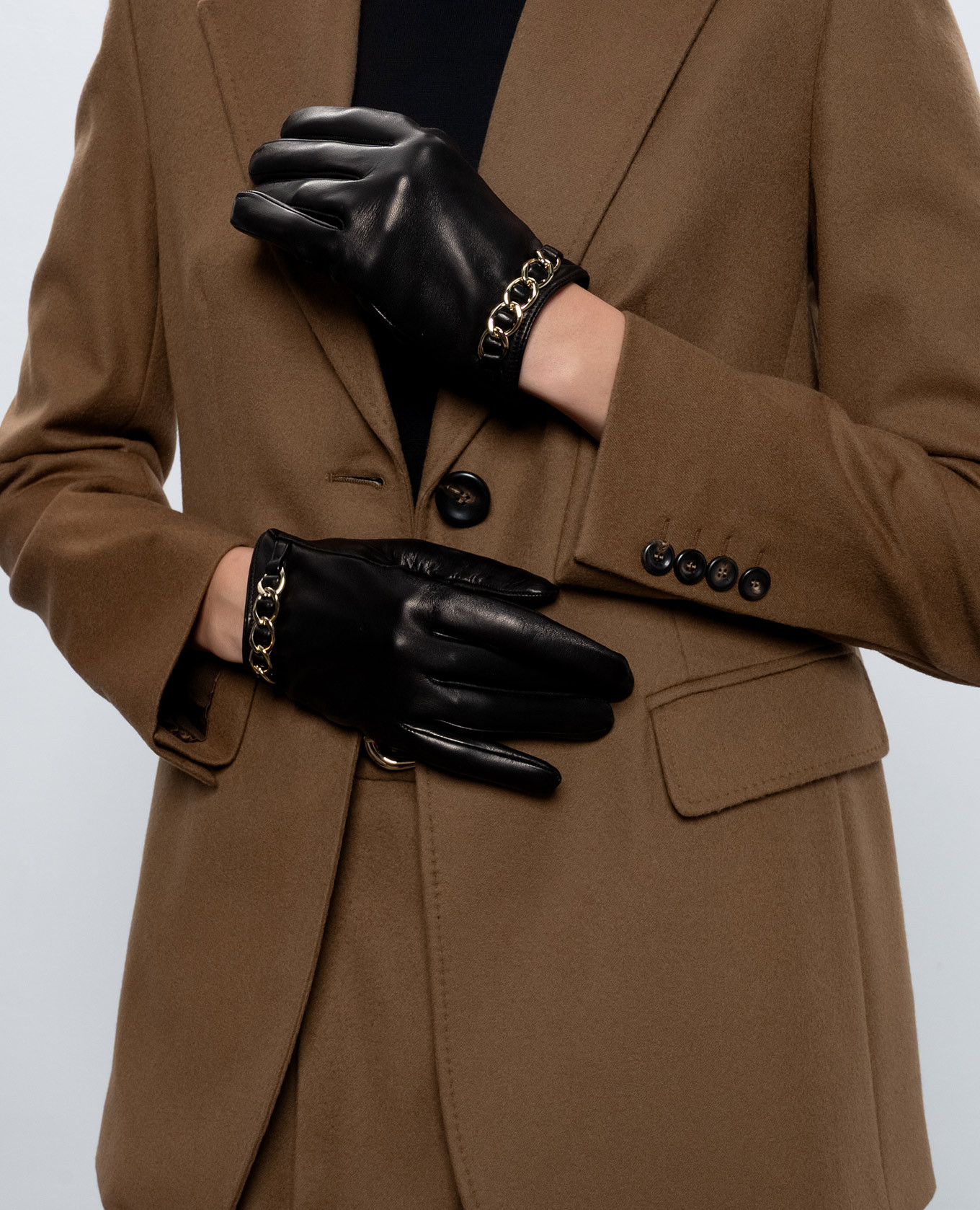Black leather gloves with chain Sermoneta Gloves 2