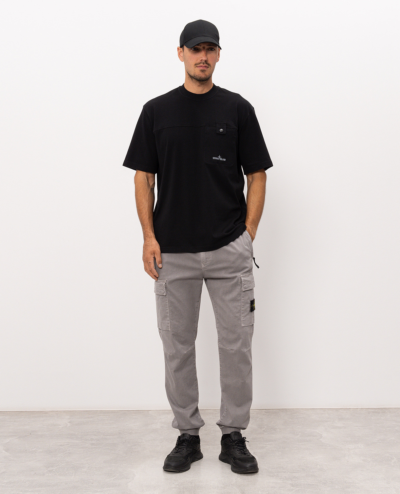 Grey joggers with logo patch Stone Island 2