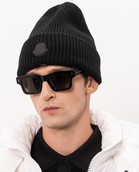 Moncler Black cashmere hat L20913B00085M1223