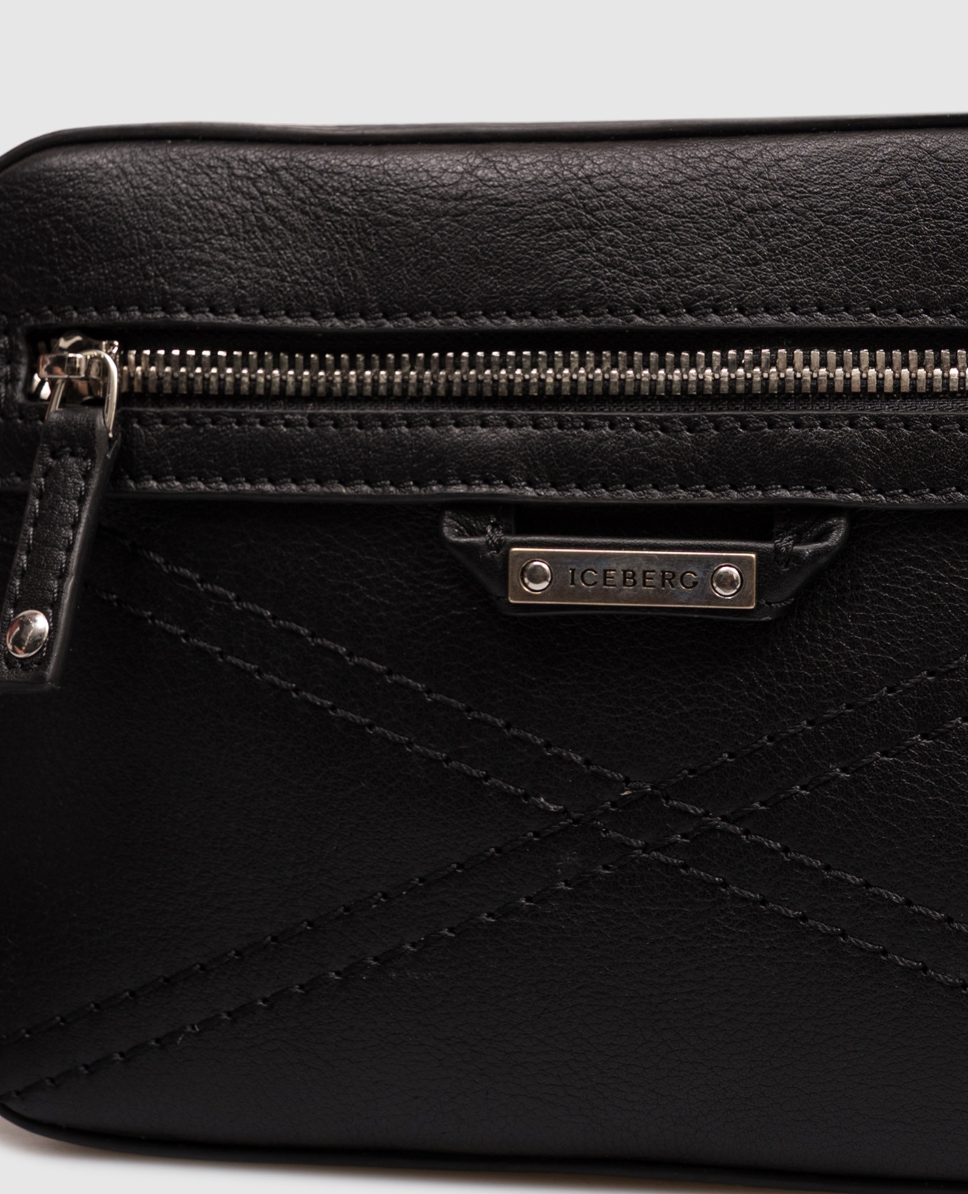Black leather bag Iceberg 4