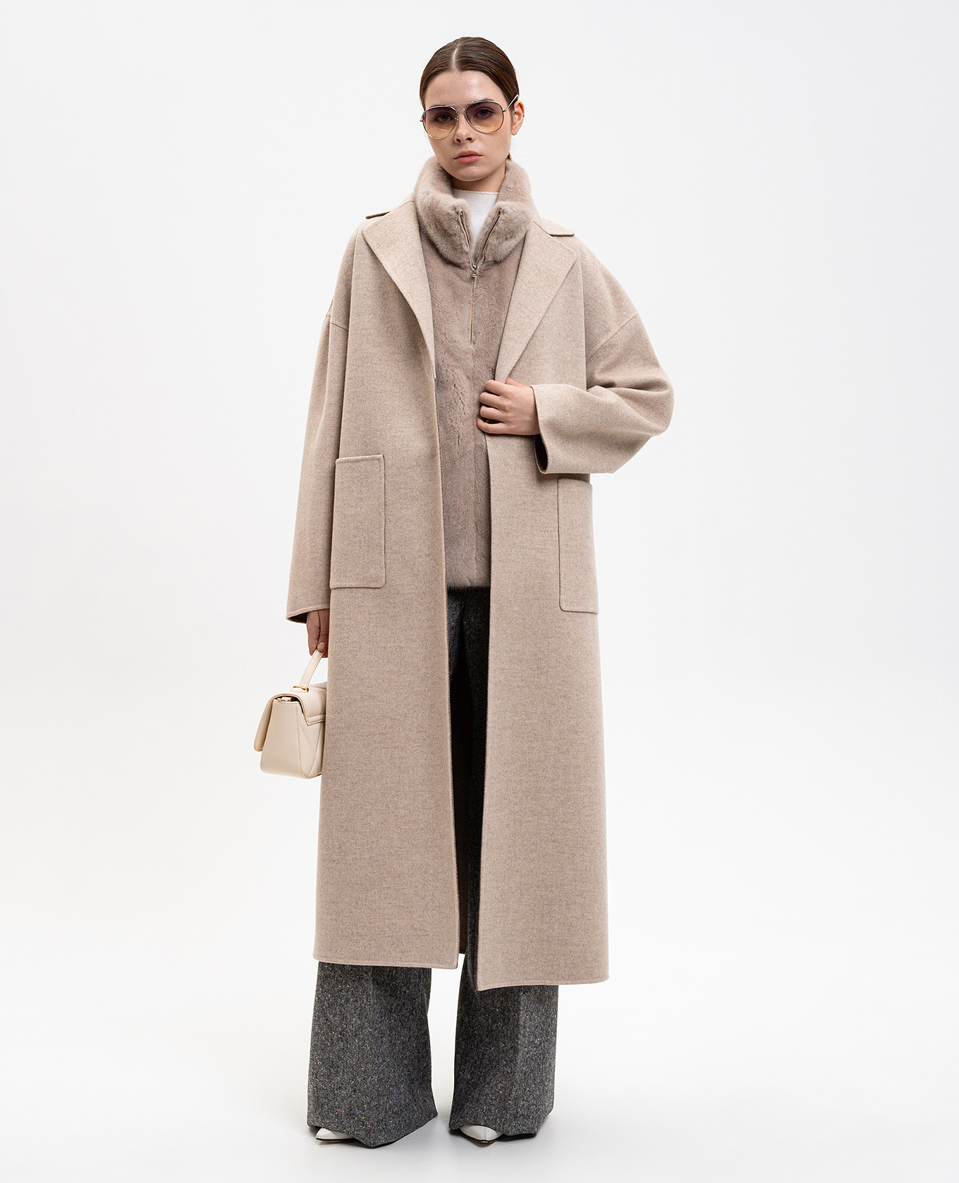 

Beige cashmere and wool coat with removable vest Babe Pay Pls