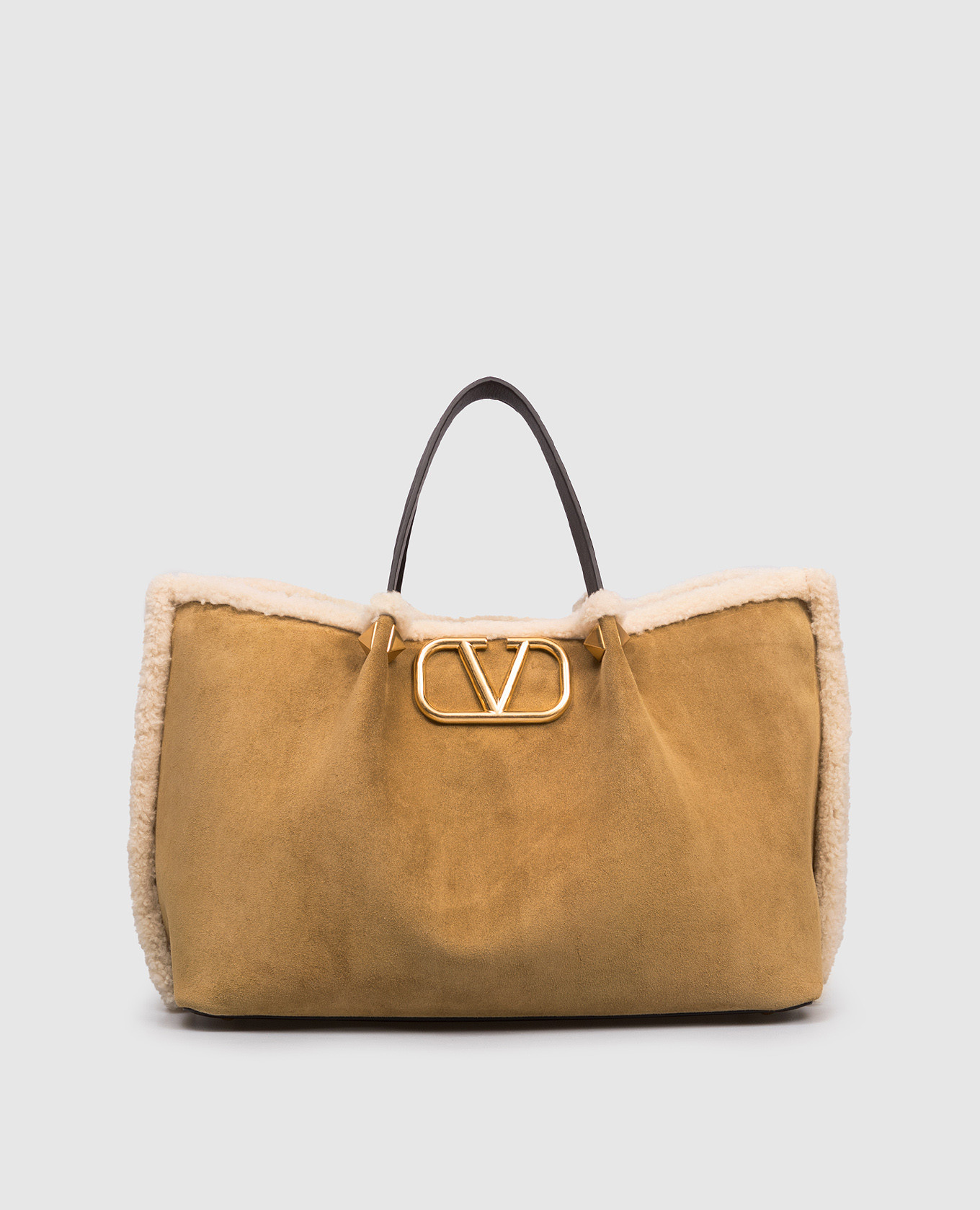 

Beige suede tote bag with VLogo on fur Valentino