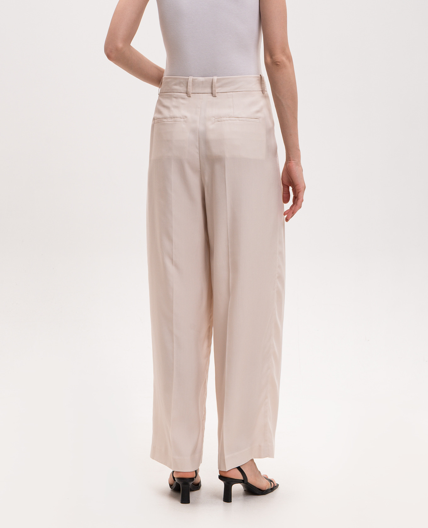 Beige pants Solotre 4