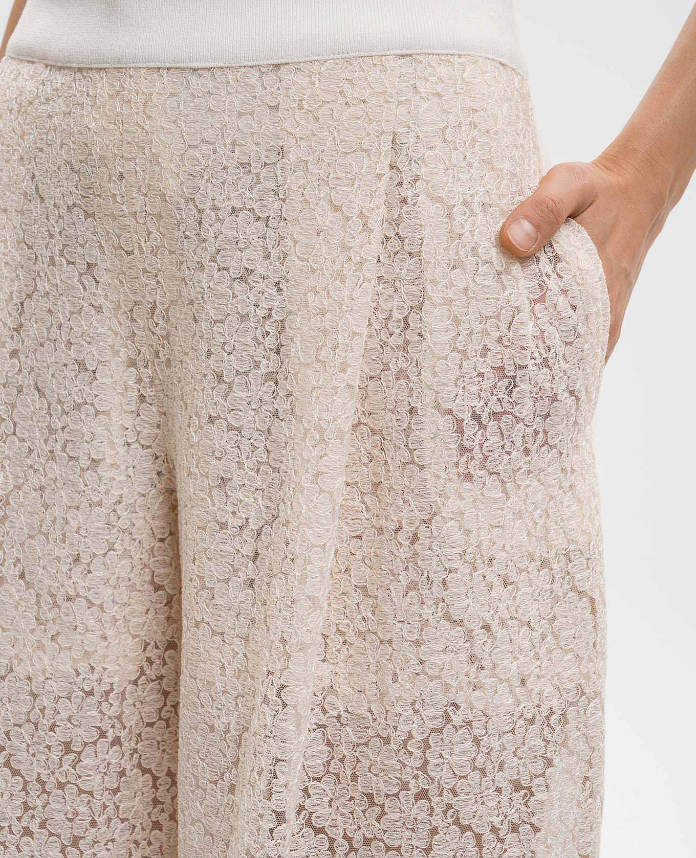 Beige lace pants Ermanno Scervino 5