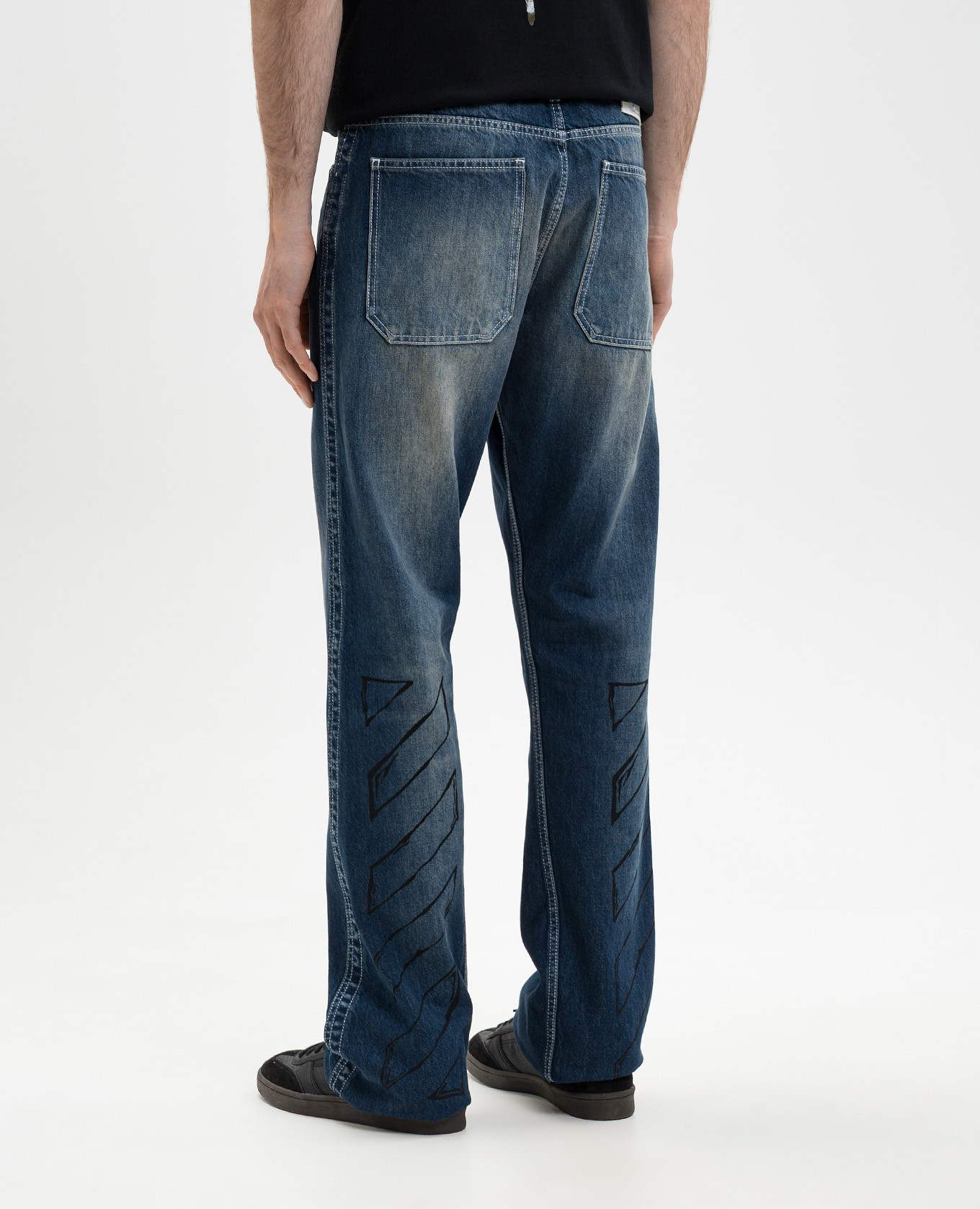 Diag print distressed blue jeans Off-White 4