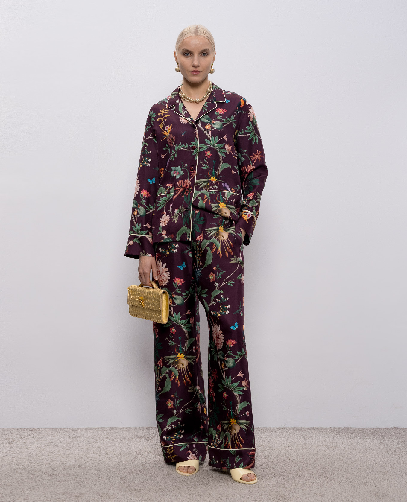 

Burgundy silk pajama-style blouse La DoubleJ