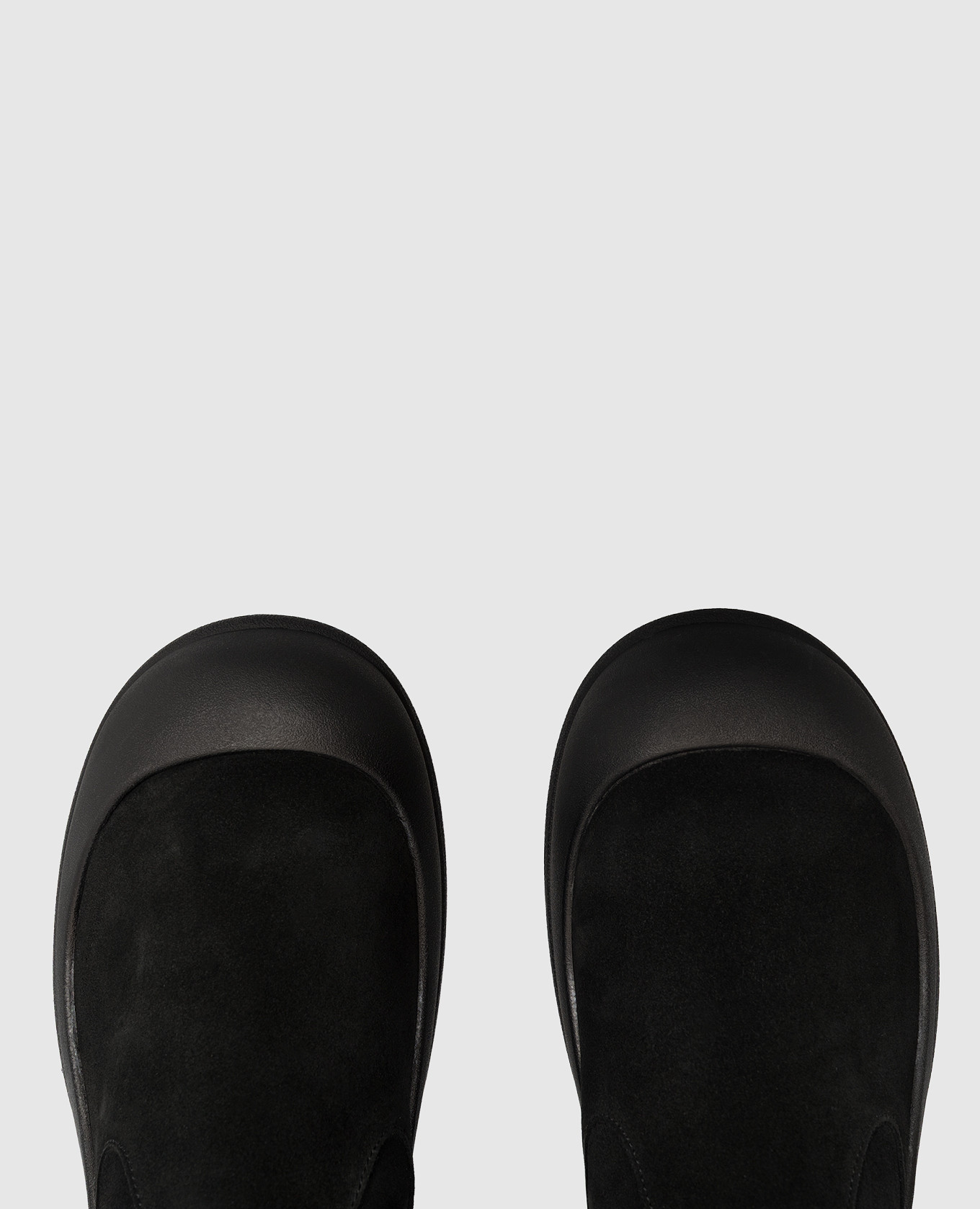 Black suede Squish Chelsea boots Axel Arigato 4