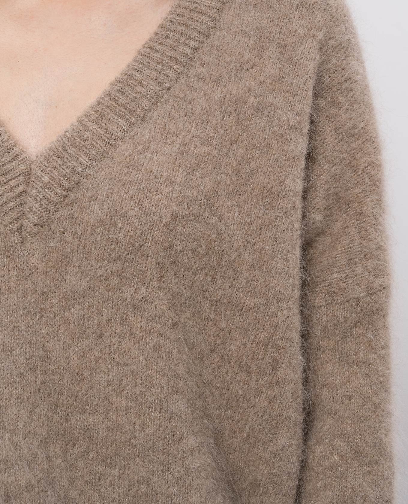 

Brown alpaca wool pullover Demiur