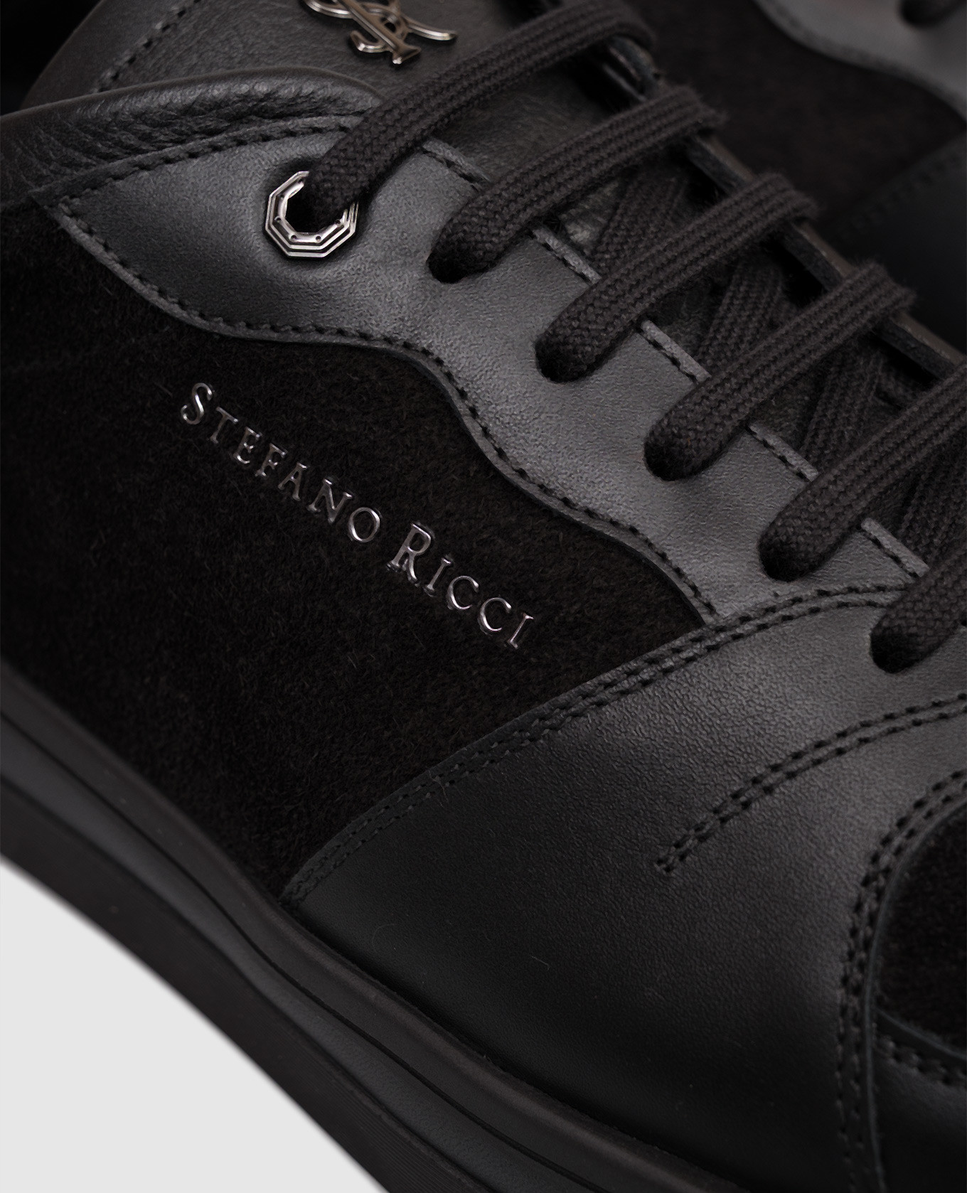 Black leather sneakers with textured logo Stefano Ricci 5