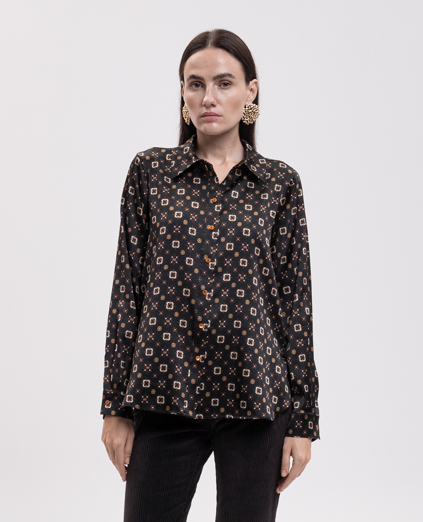 Black Arles silk shirt Momoni 3