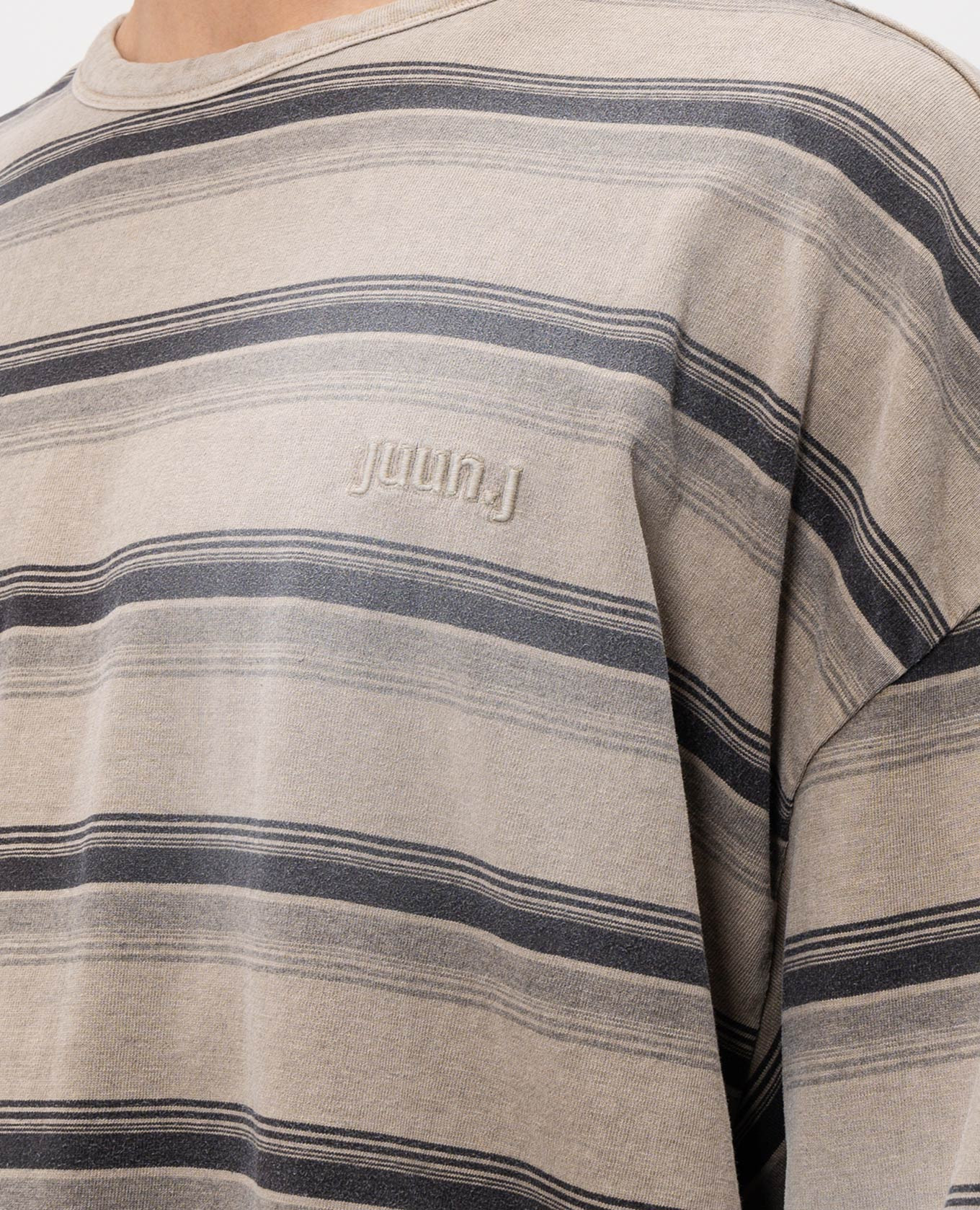 Beige striped long-sleeve shirt with vintage effect Juun.j 5