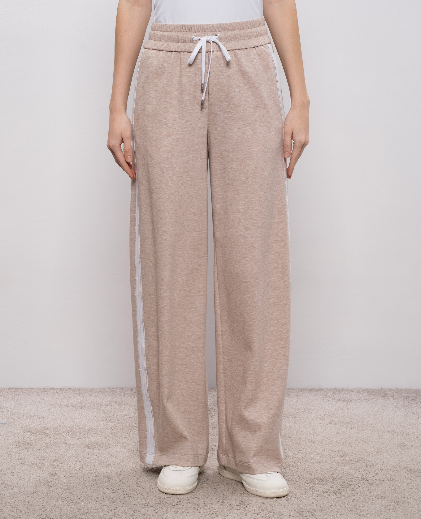 

Beige striped sweatpants Peserico