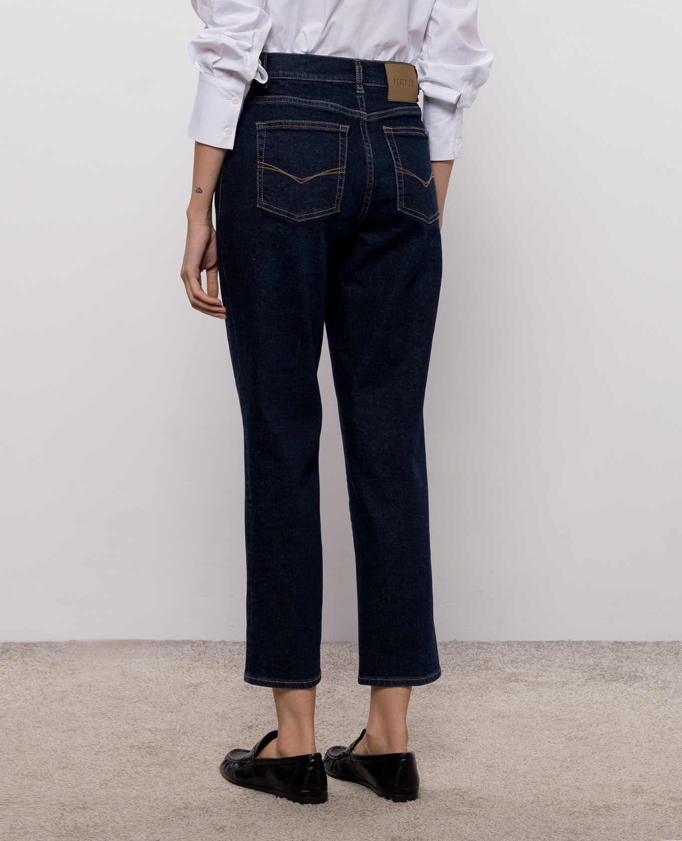 Blue jeans with logo patch Peserico 4