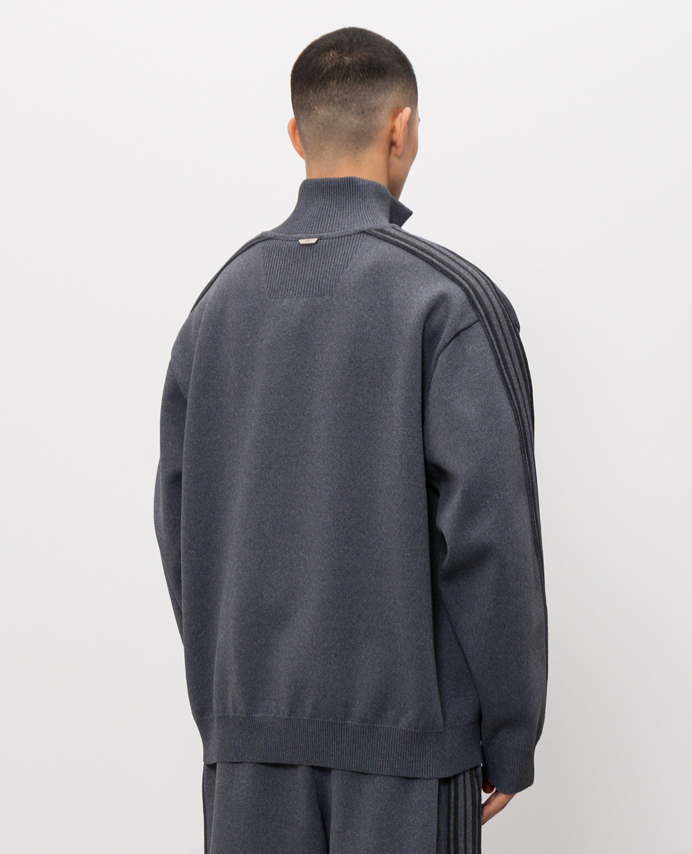 Grey cardigan with logo embroidery Juun.j 4
