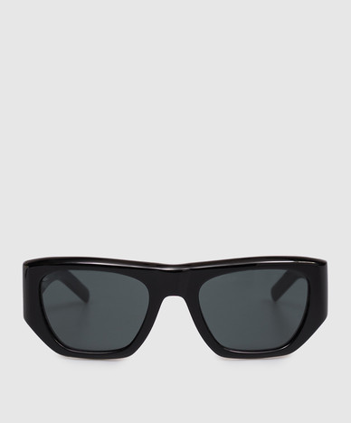 Schwarze Sonnenbrille 740