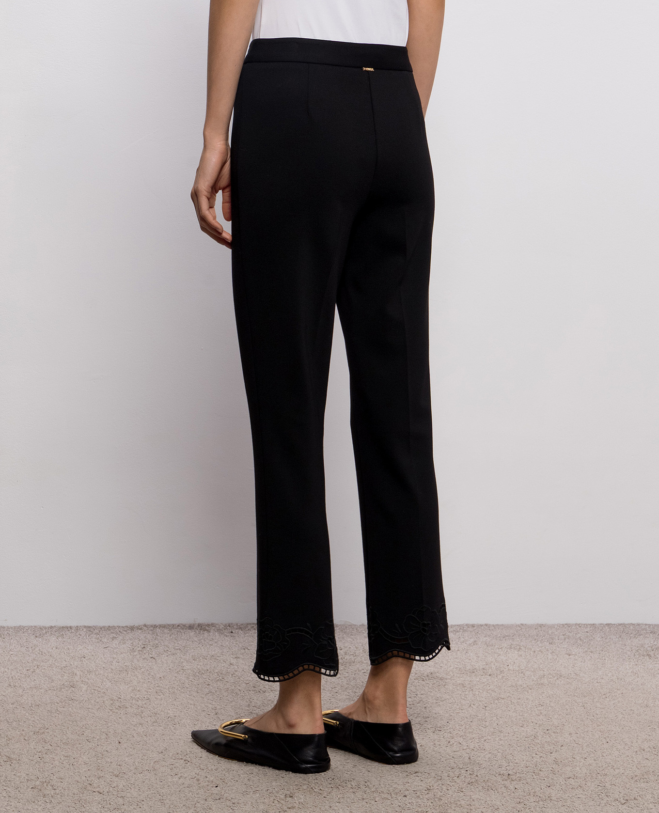 Black pants with embroidery Twinset 4
