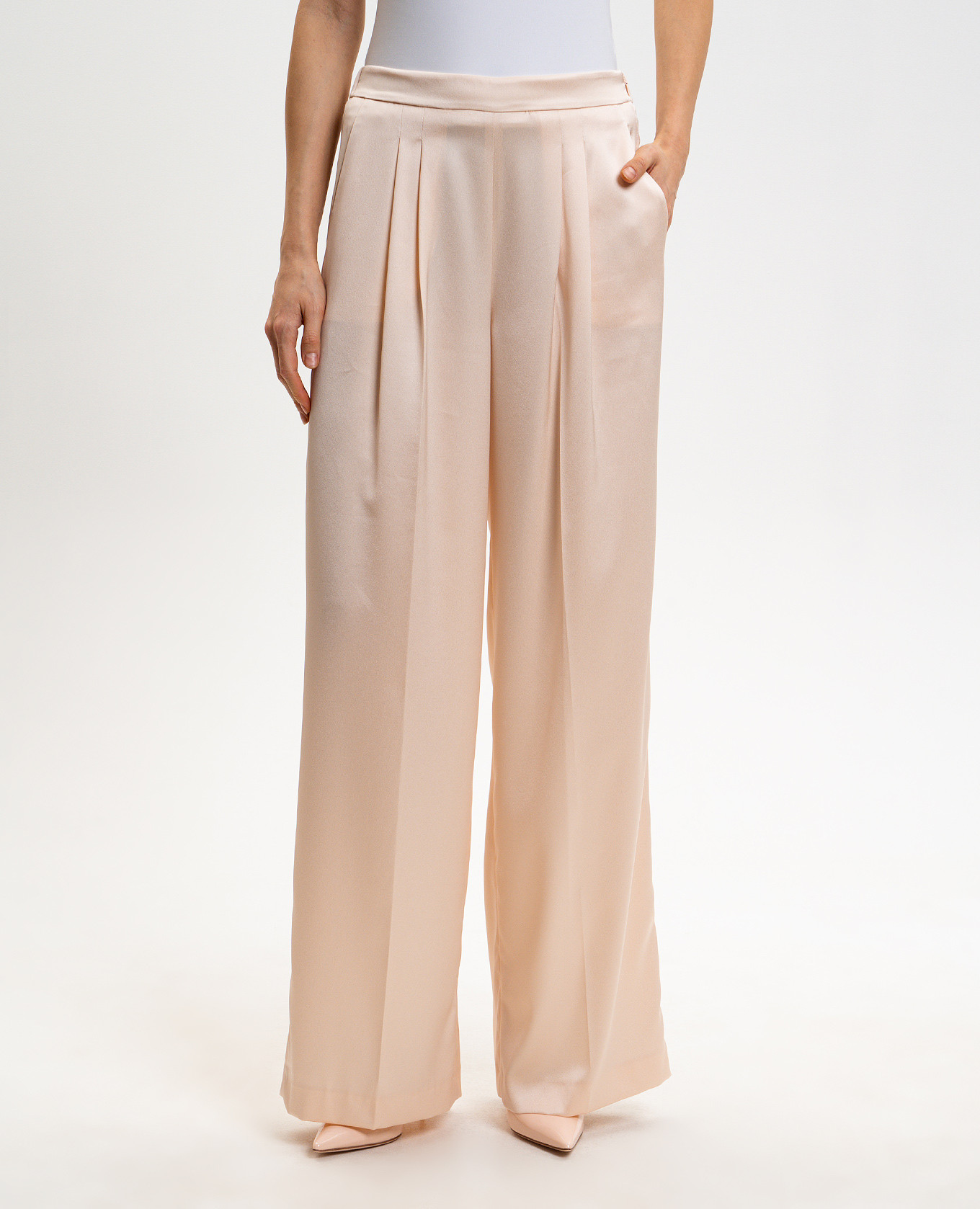 

Beige straight-leg pants Twinset