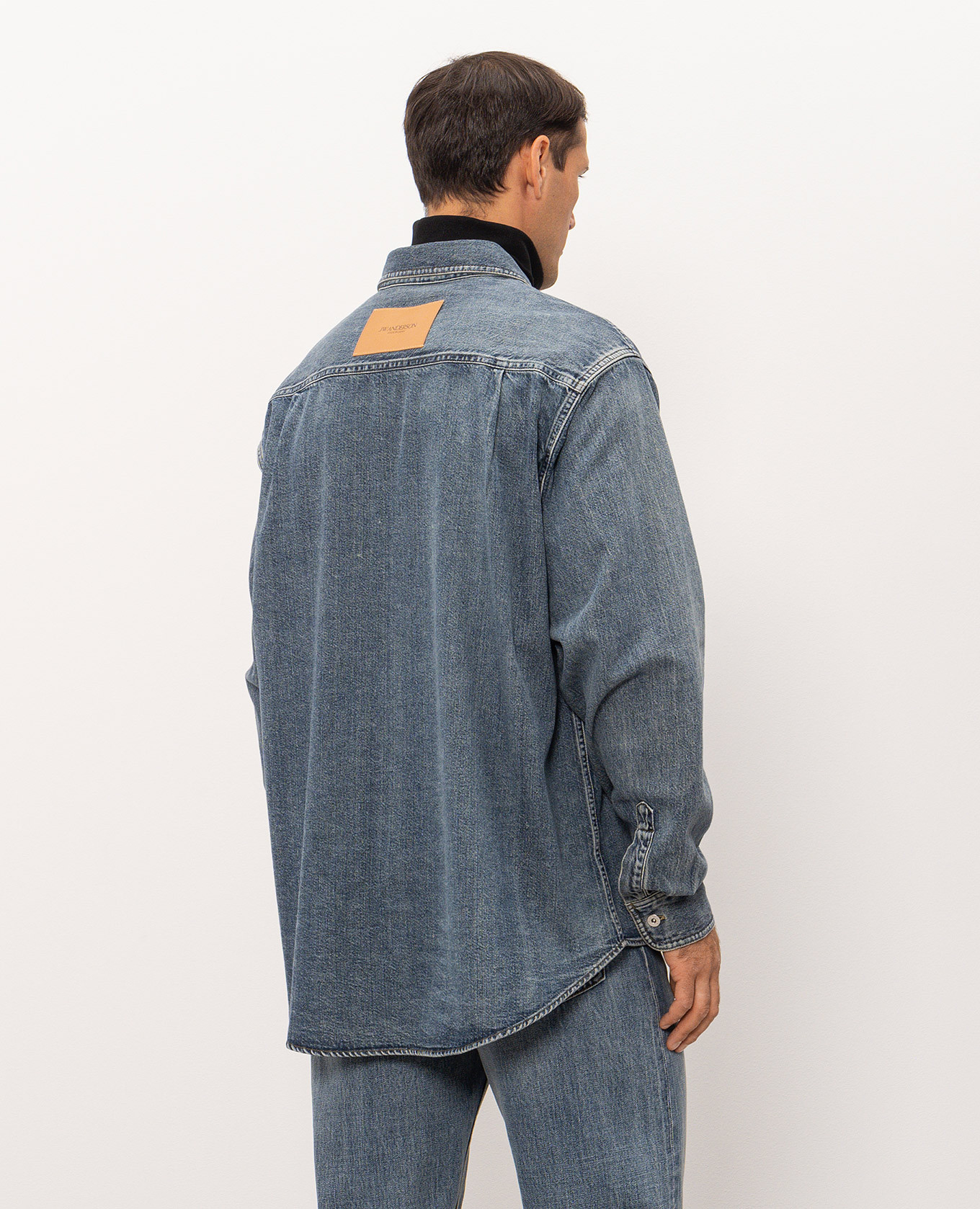 Blue denim shirt JW Anderson 4