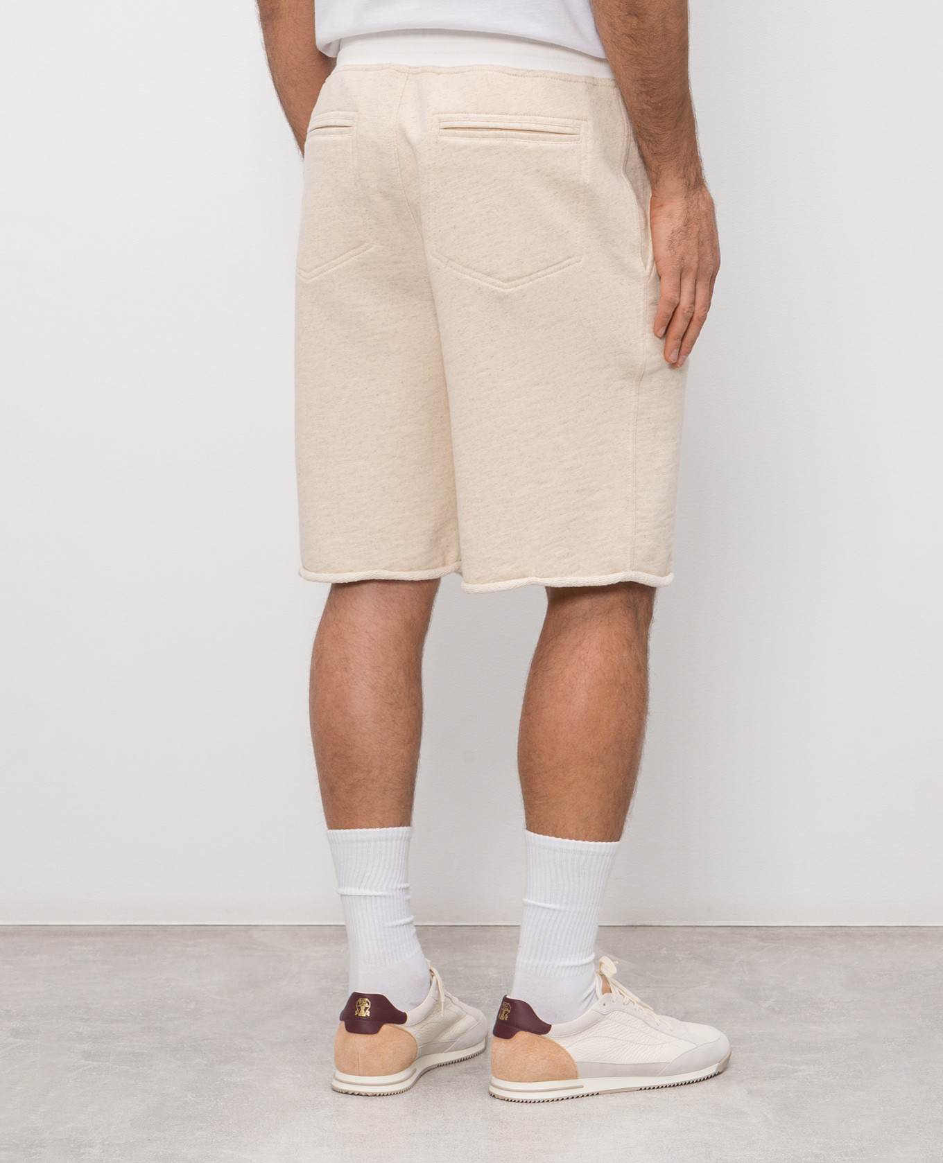 

Beige shorts with monogram logo Brunello Cucinelli