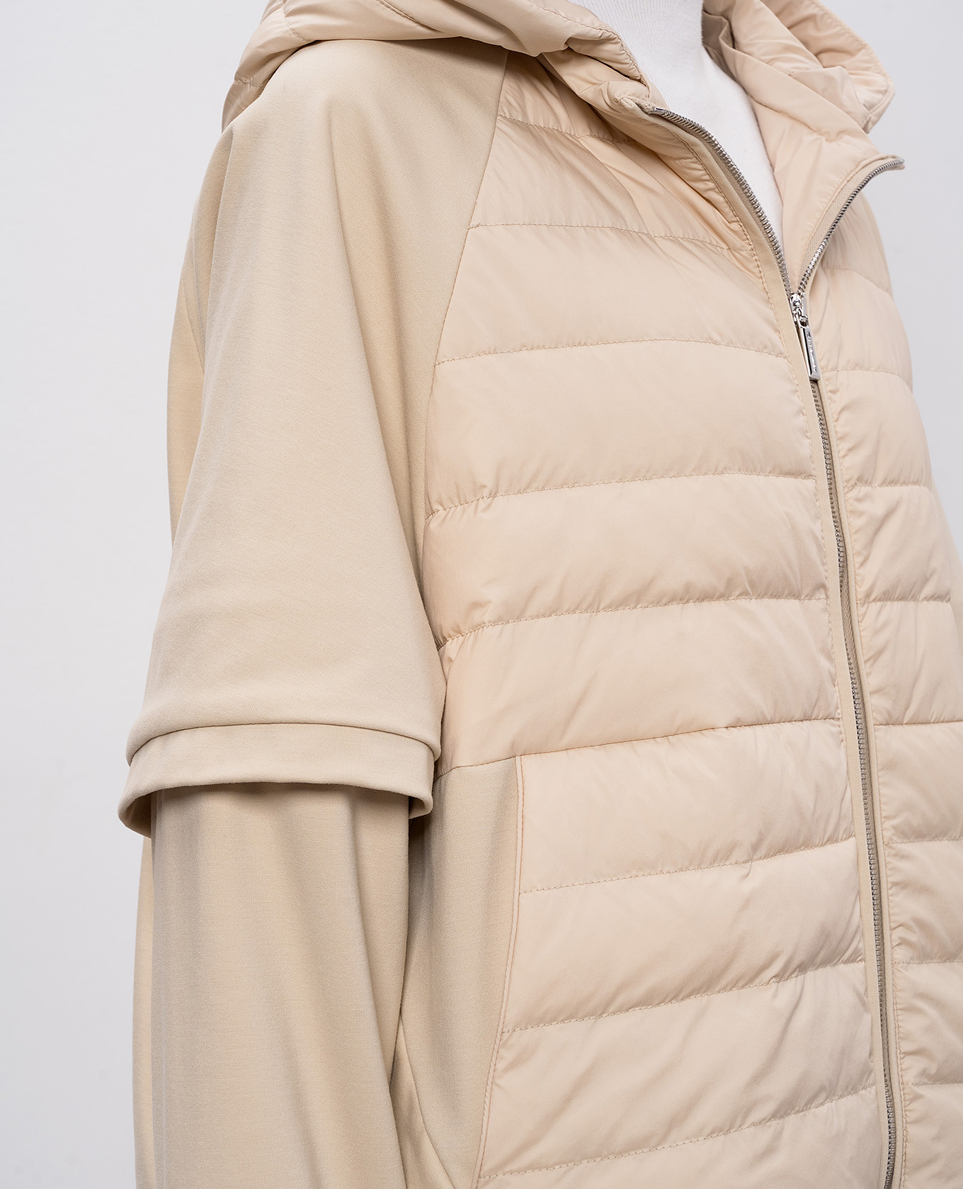

Beige ERSILIA jacket with removable sleeves MooRER