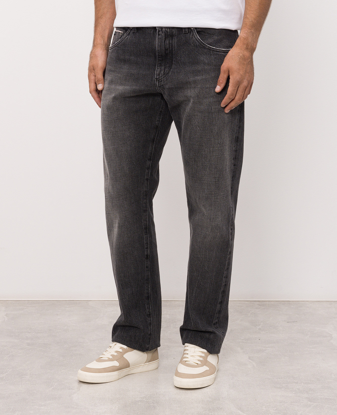 Black jeans with a worn effect Dolce&Gabbana 3