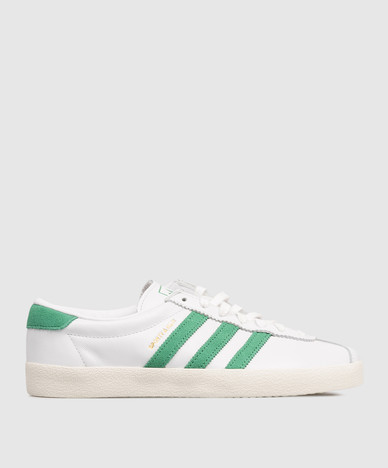 Sporty & Rich