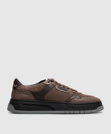 Braune Wildleder-Sneaker