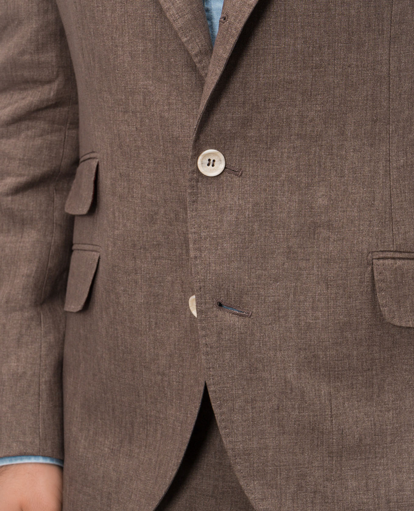 

Brown linen suit Brunello Cucinelli