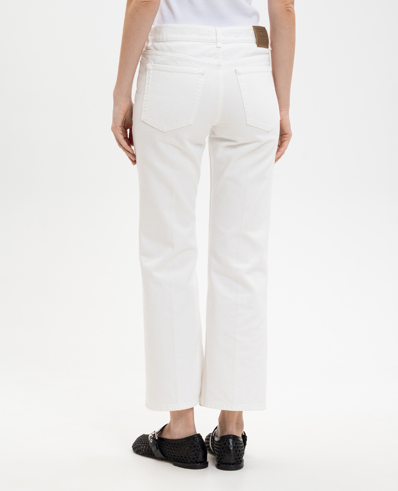 White flared jeans with logo patch Toteme 4