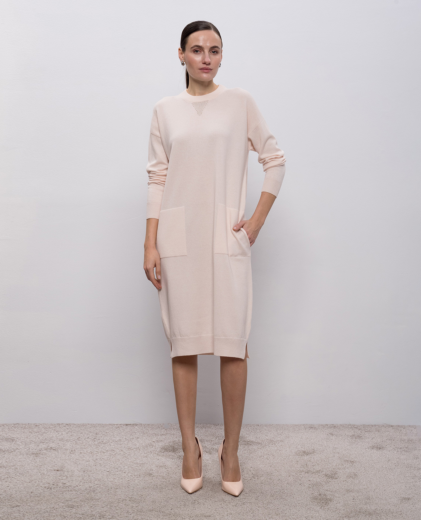 

Pink dress made of wool, silk and cashmere Peserico