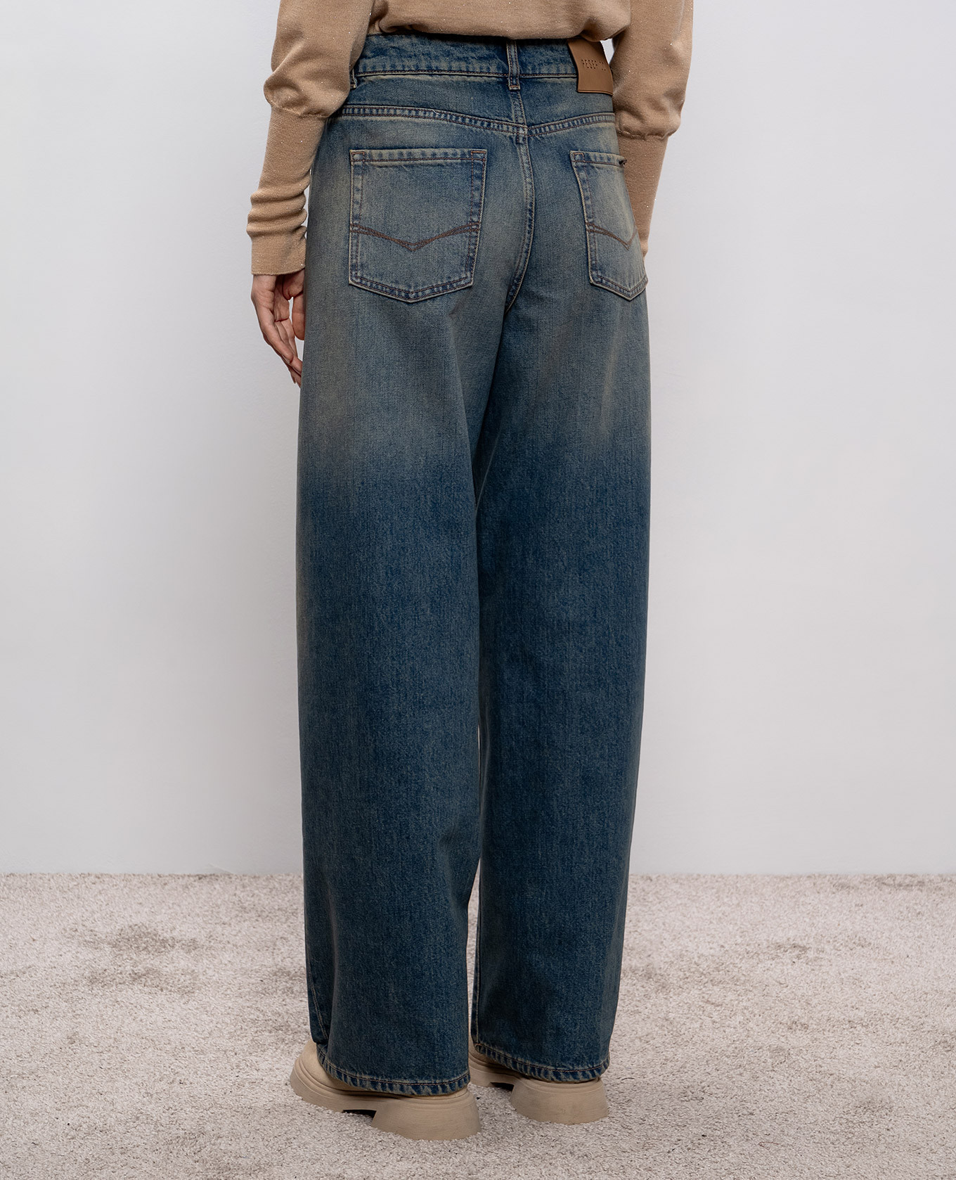 

Blue jeans with logo Peserico