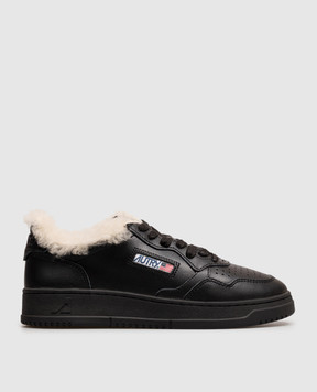 AUTRY Medalist black leather sneakers with fur trim AUXWWU01
