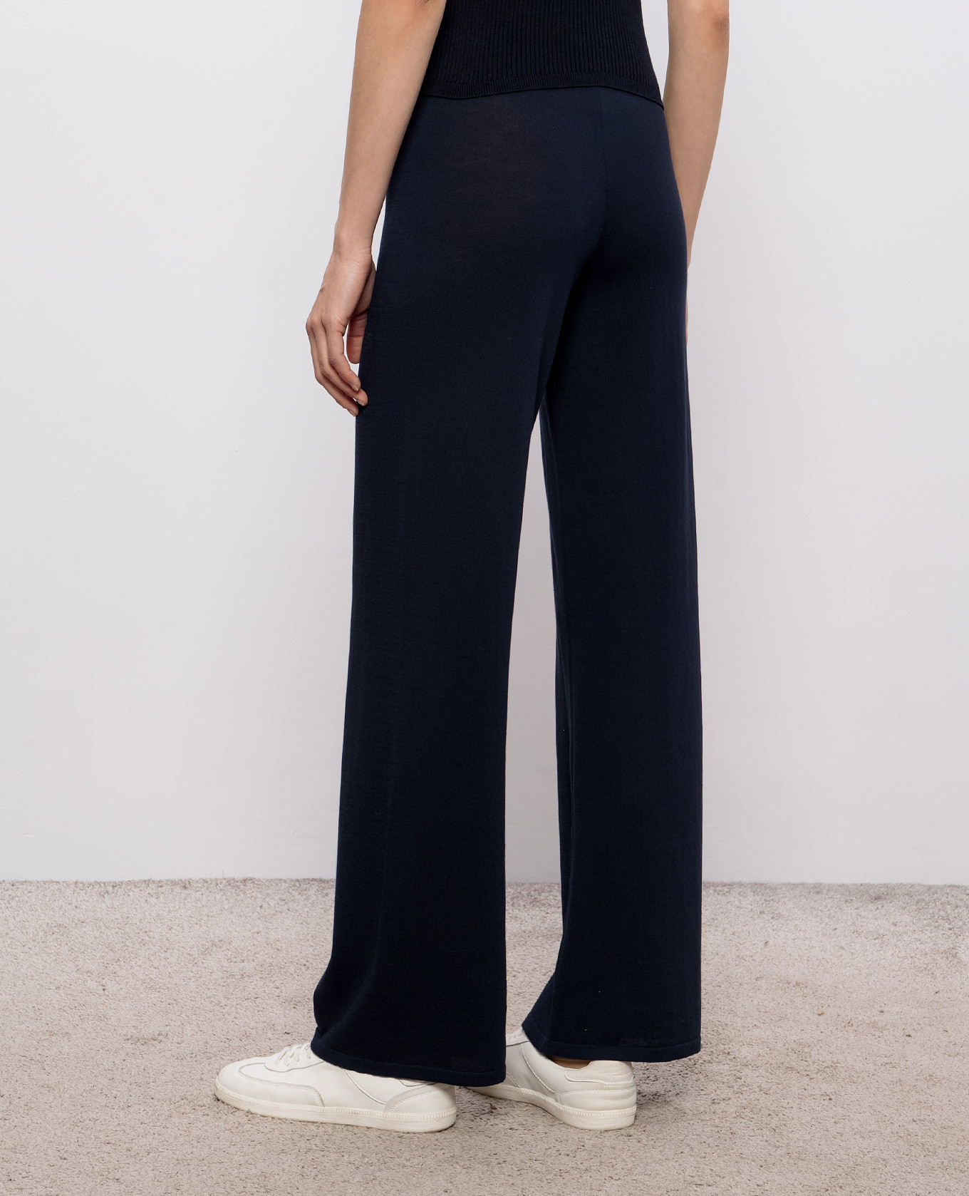 Navy blue pants with chain Peserico 4