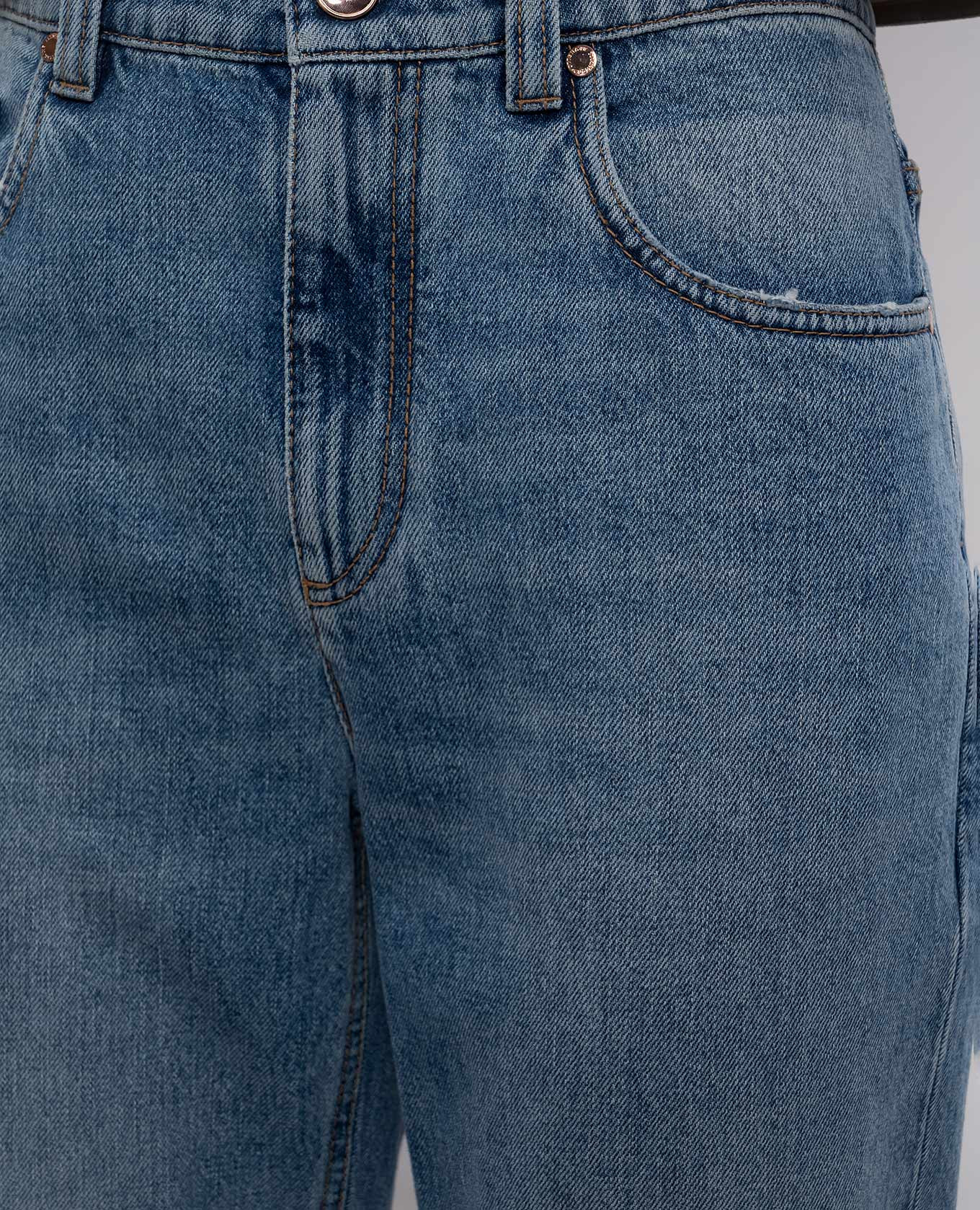 

Blue jeans with logo patch Brunello Cucinelli