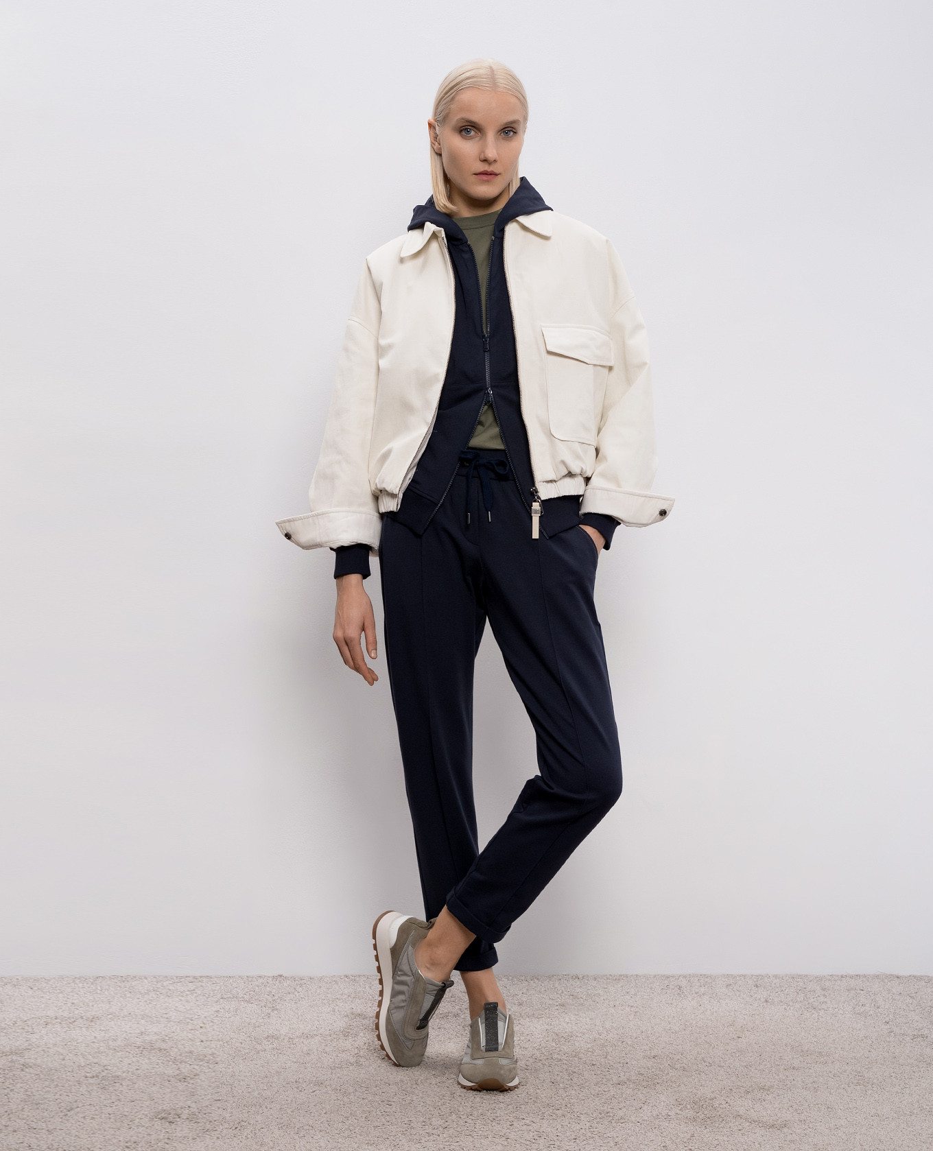 

Blue sports jacket with monil chain Brunello Cucinelli
