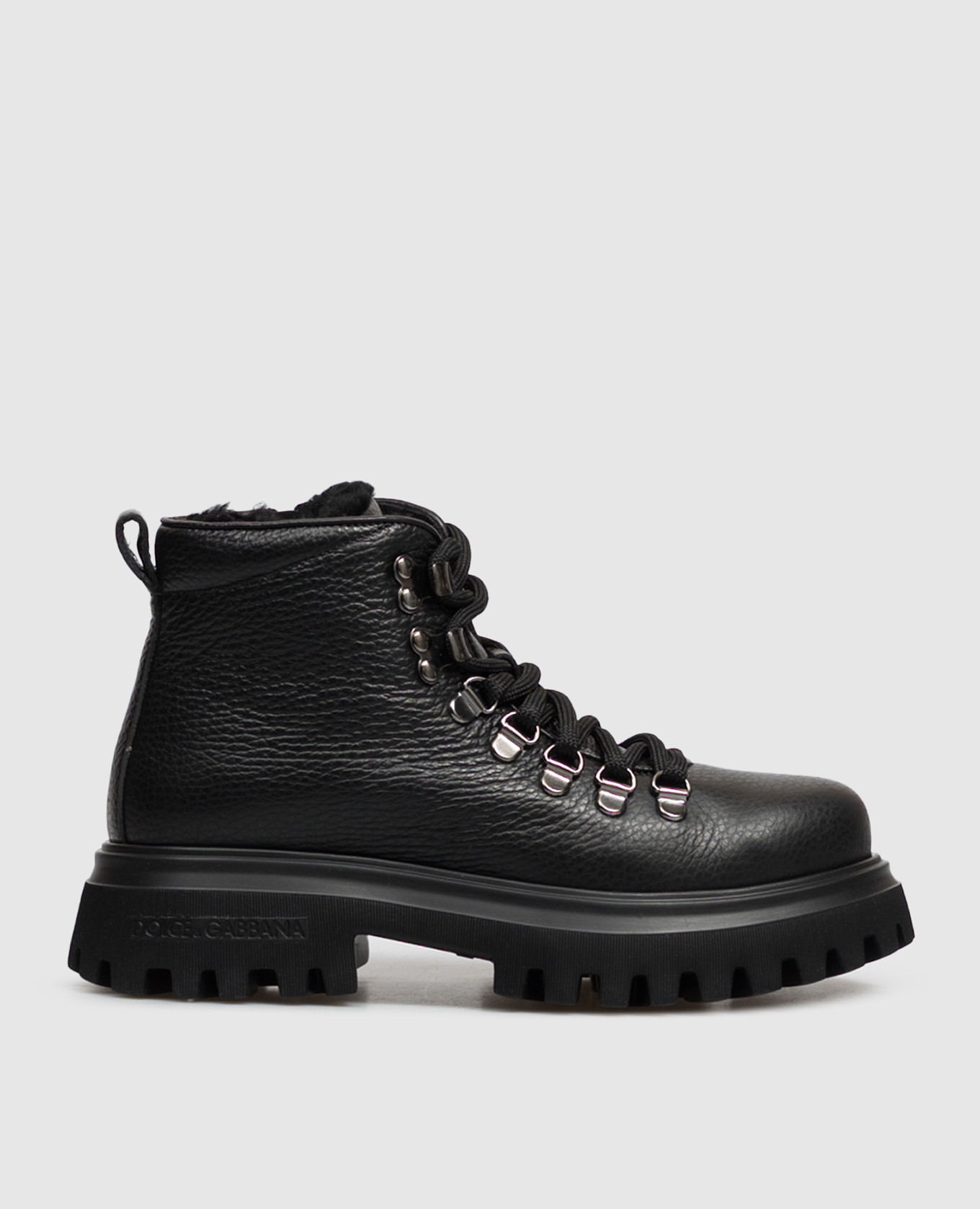 Children's black leather boots with fur