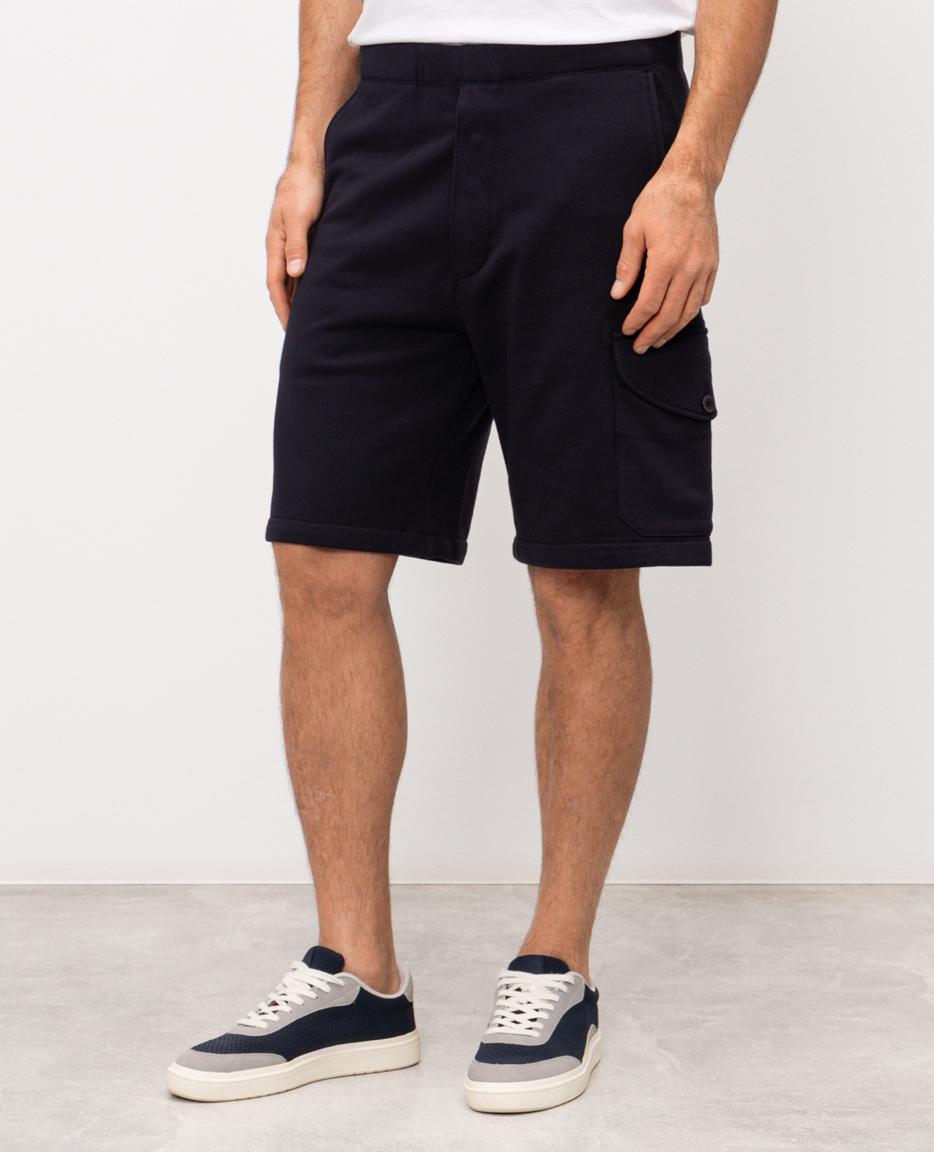 

Blue shorts with logo embroidery C.P. Company