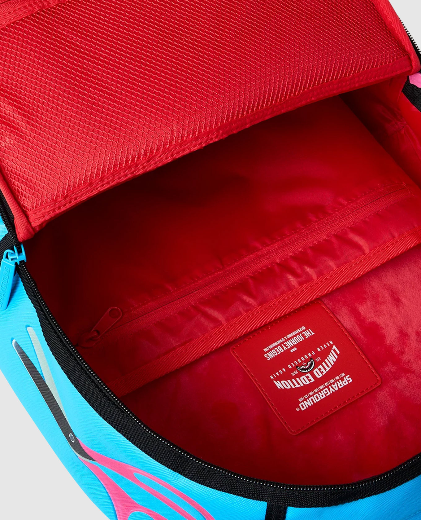 SHARK CENTRAL ZEN children's backpack Sprayground 4