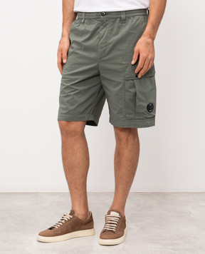 C.P. Company Green shorts with logo patch MBE254A006439G
