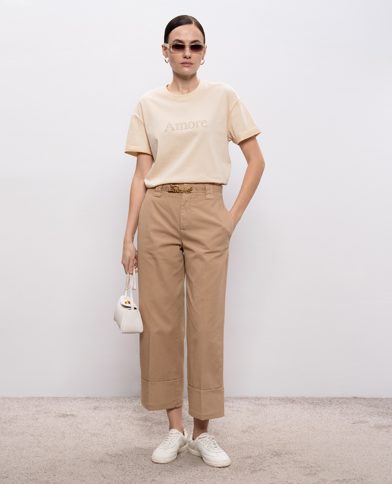 Beige T-shirt with embroidery Twinset 2
